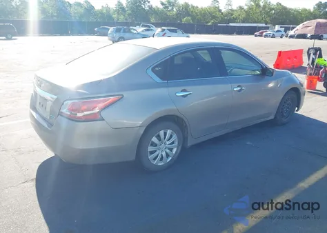 2014 Nissan Altima 2.5/2.5 S/2.5 Sl/2.5 Sv z USA, uszkodzony, nr VIN 1N4AL3AP6EN376582